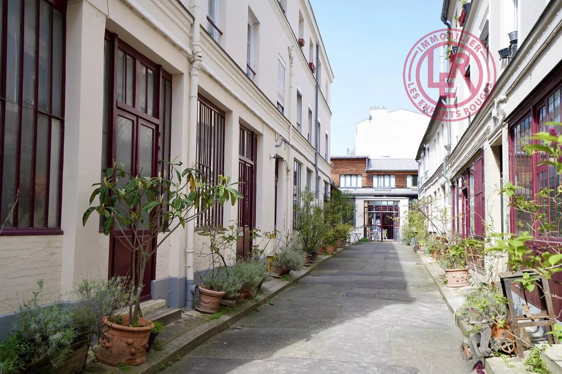 Apartment in République - Saint Ambroise, Paris, Ile-de-France 2 - 17661361