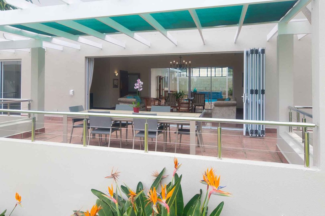 House in Fernkloof Estate, Western Cape, South Africa 2 - 16743842