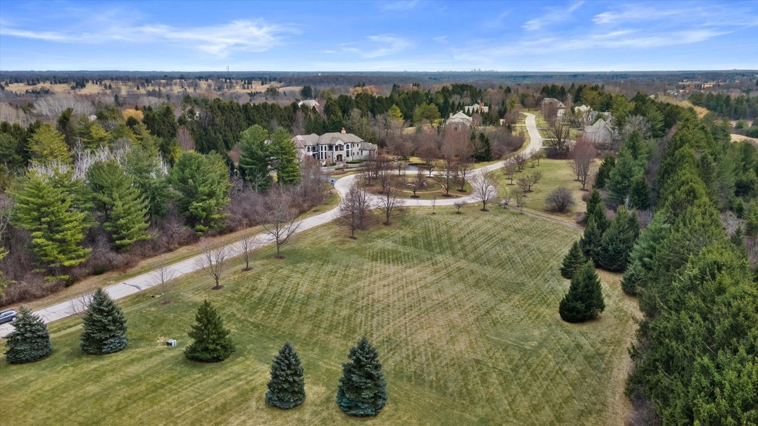 Land in Thiensville, Wisconsin, Vereinigte Staaten 1 - 17661150