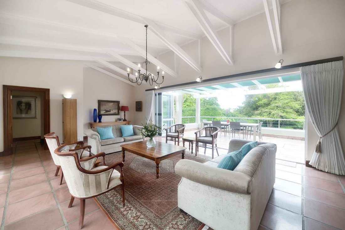 House in Fernkloof Estate, Western Cape, South Africa 3 - 16743842
