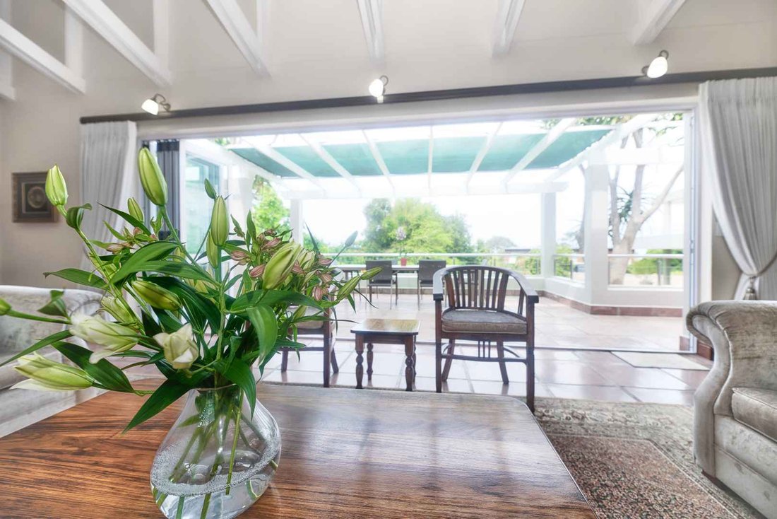 House in Fernkloof Estate, Western Cape, South Africa 1 - 16743842