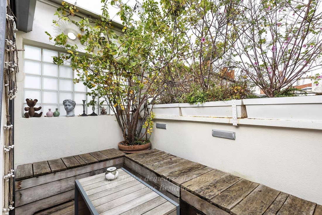 Apartment in Saint Germain des Prés, Paris 6e Arrondissement, Paris 2 - 17661367