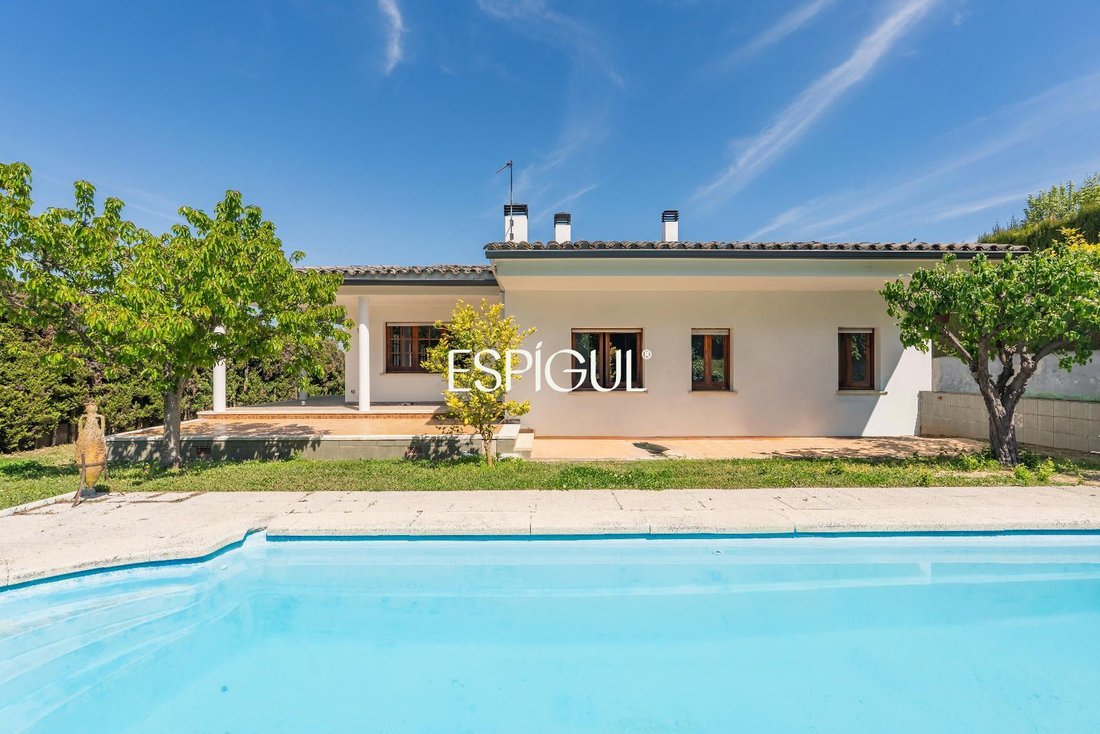 Villa à Gérone, Catalogne, Espagne 2 - 17661198