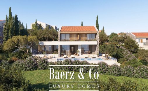 Villa in Tivat, Tivat Municipality, Montenegro 1
