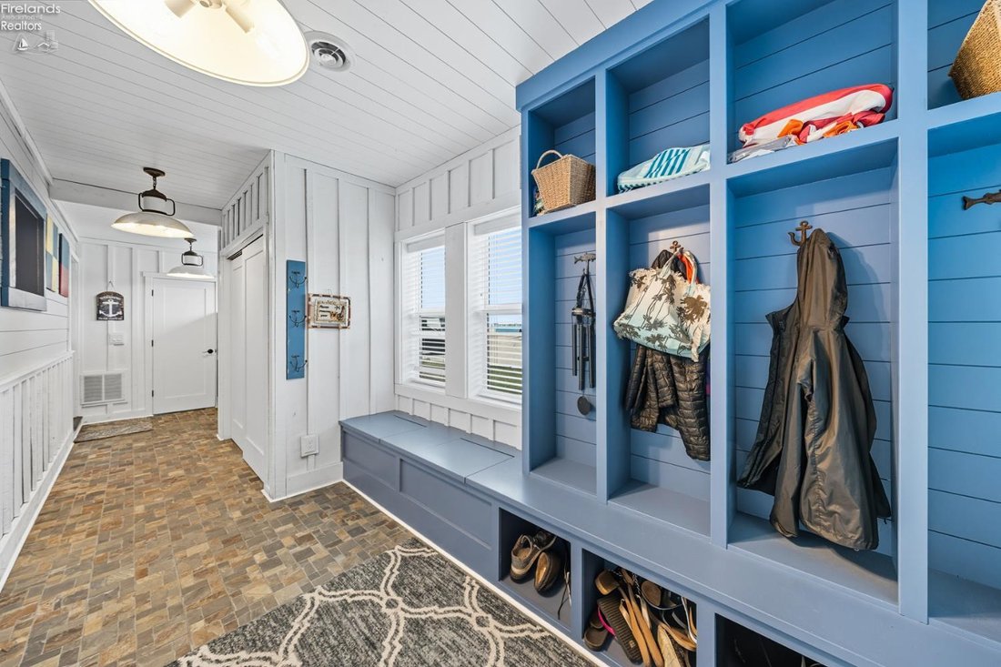 House in Put-in-Bay, Ohio, United States 5 - 17661162