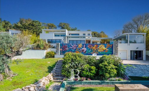 House in Les Pierres Blanches, Sète, France 1