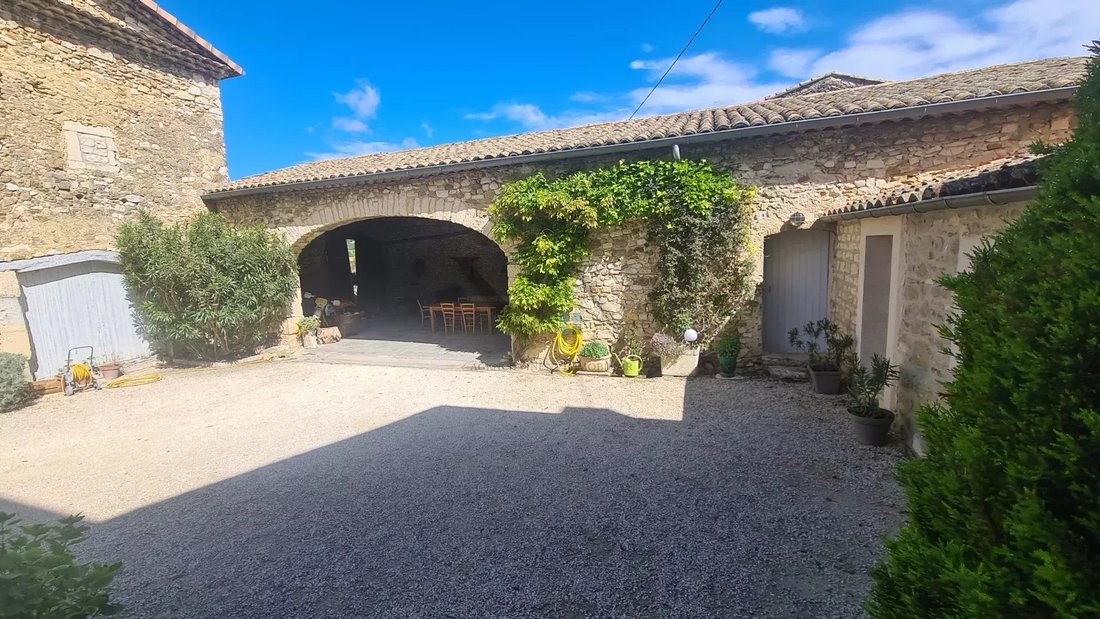 House in Allan, Auvergne-Rhône-Alpes, France 1 - 14229364