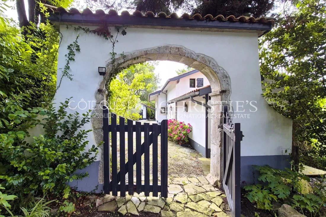 Villa in Arbonne, Nouvelle-Aquitaine, France 4 - 15819624