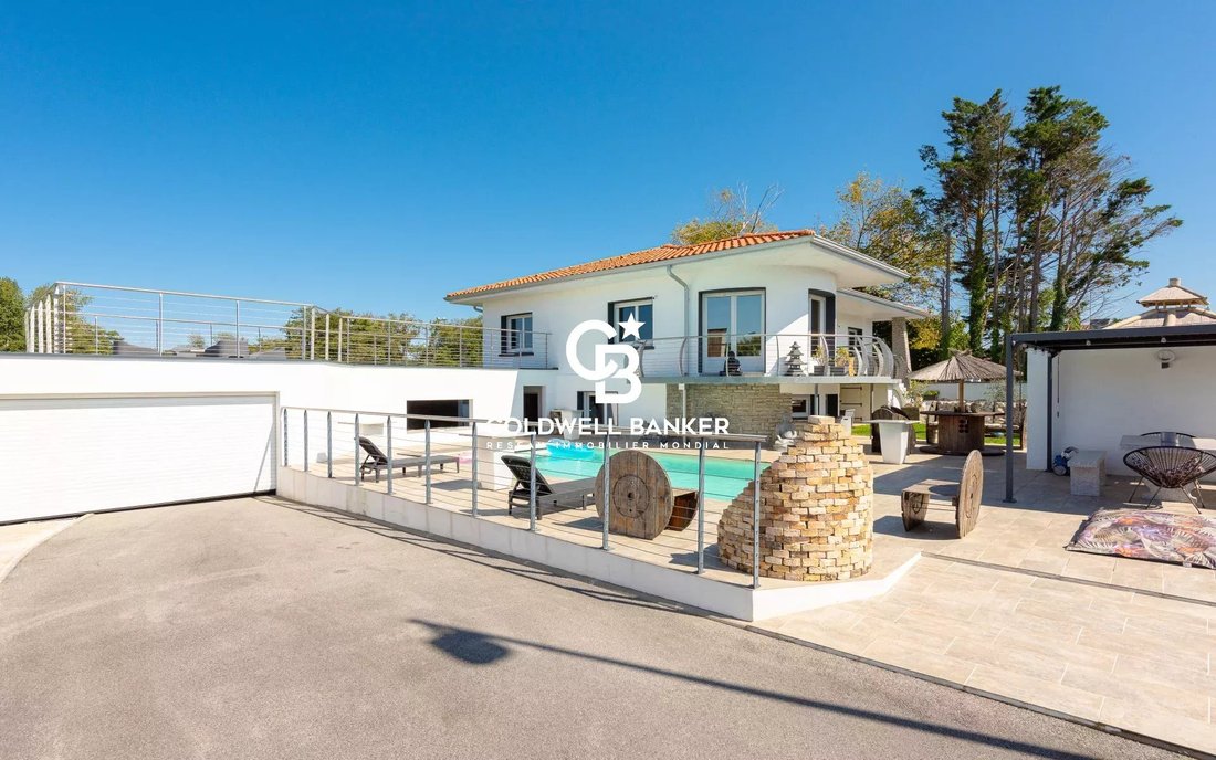 Villa in Ondres, Nouvelle-Aquitaine, France 1 - 17661450
