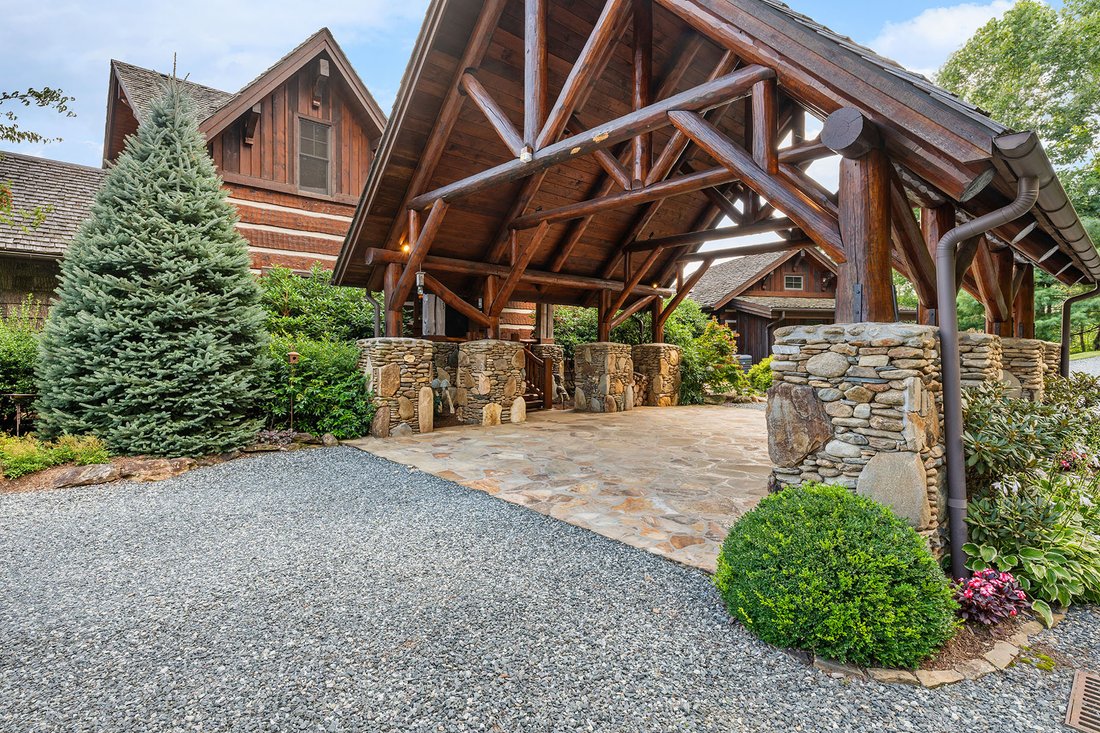 House in Sugar Grove, North Carolina, United States 4 - 17661611