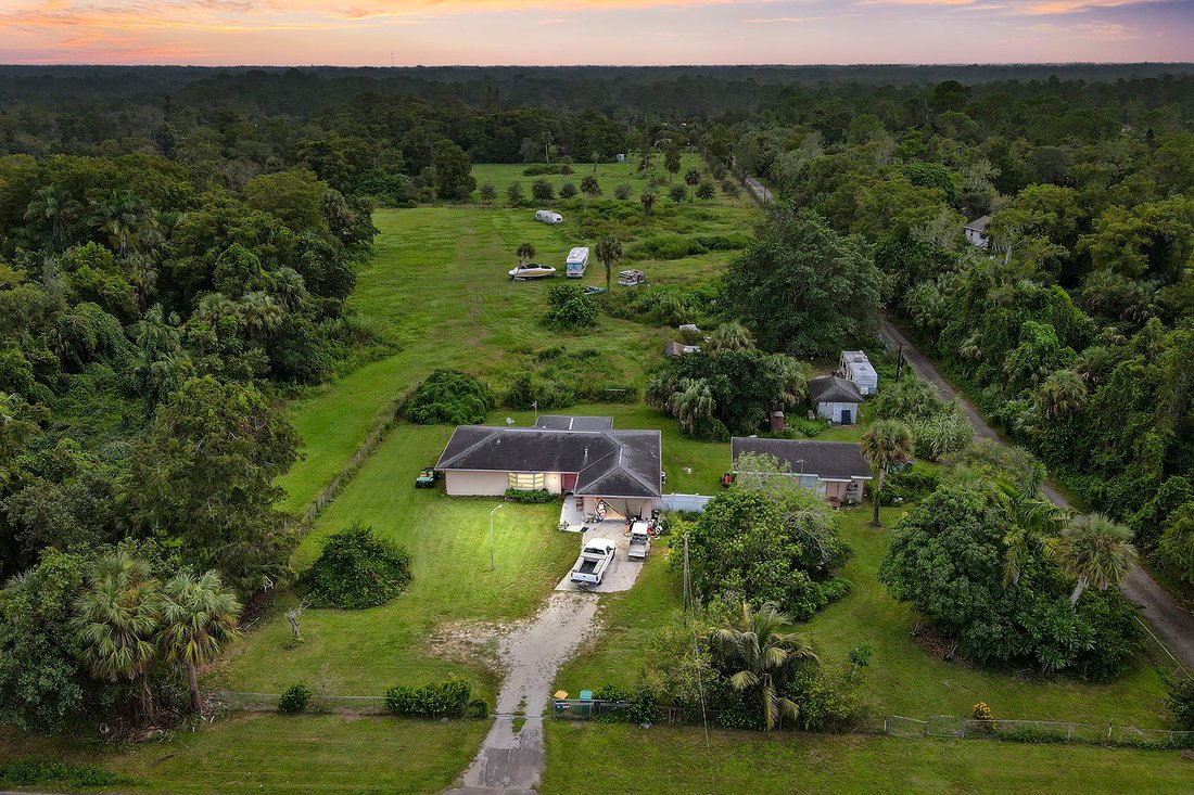 Casa en Naples, Florida, Estados Unidos 1 - 17661599