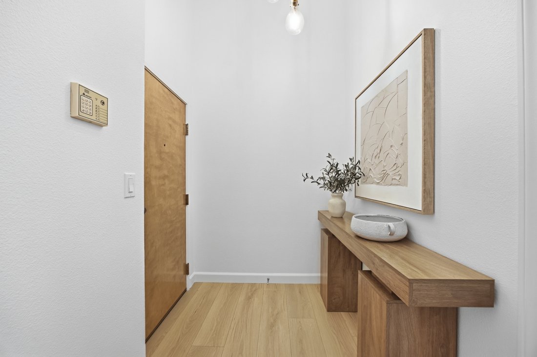 Condo in Los Angeles, California, United States 2 - 17661597