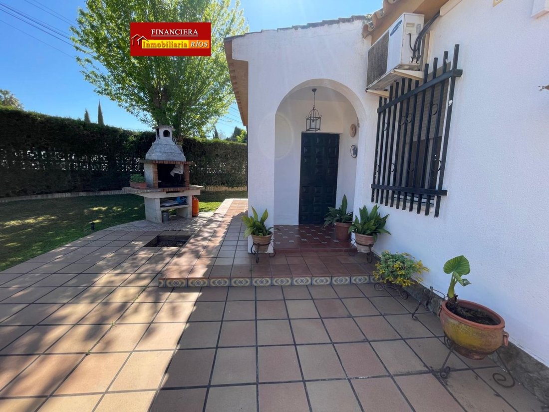 Chalet in Alcala de Guadaira, Andalusia, Spain 2 - 17661767
