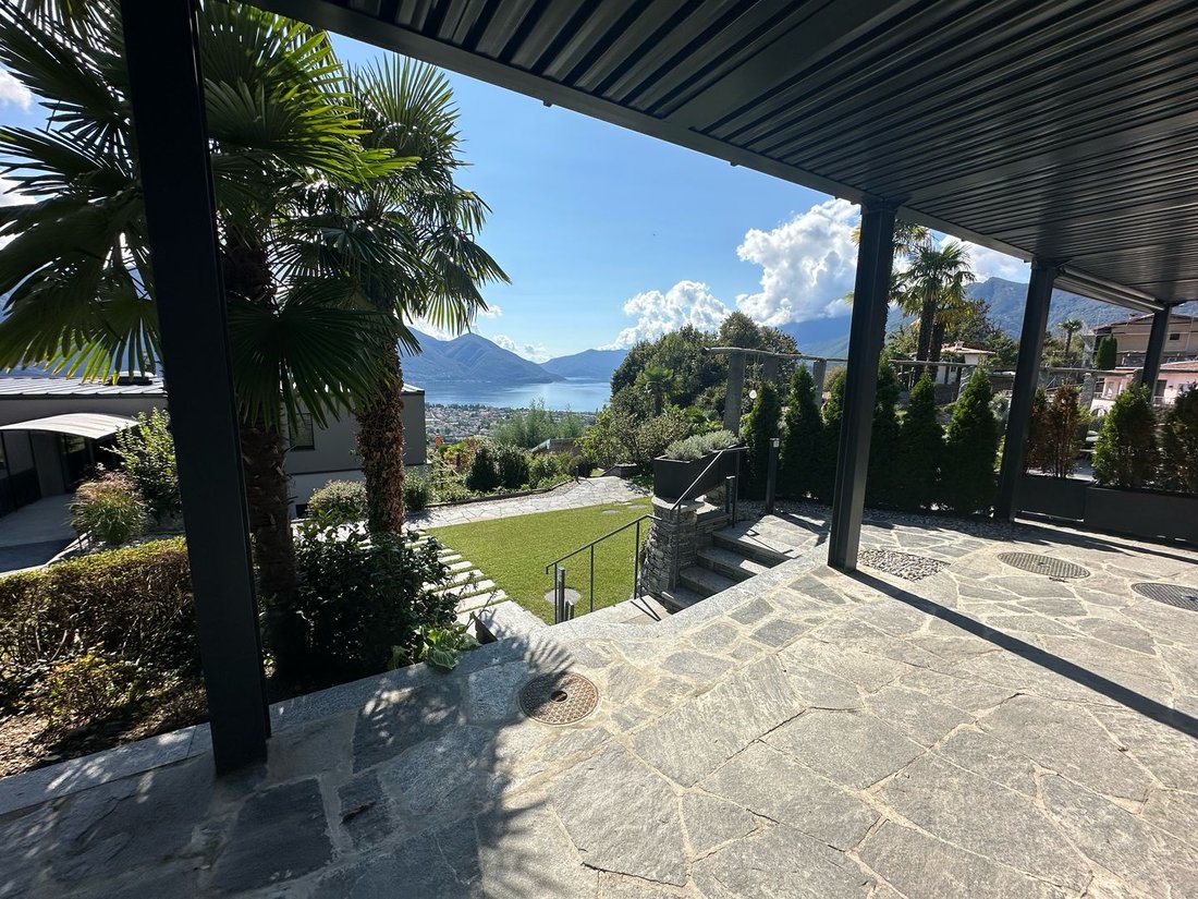 12 B 3.5 Appartamento Con Pergolato E Giardino Privato