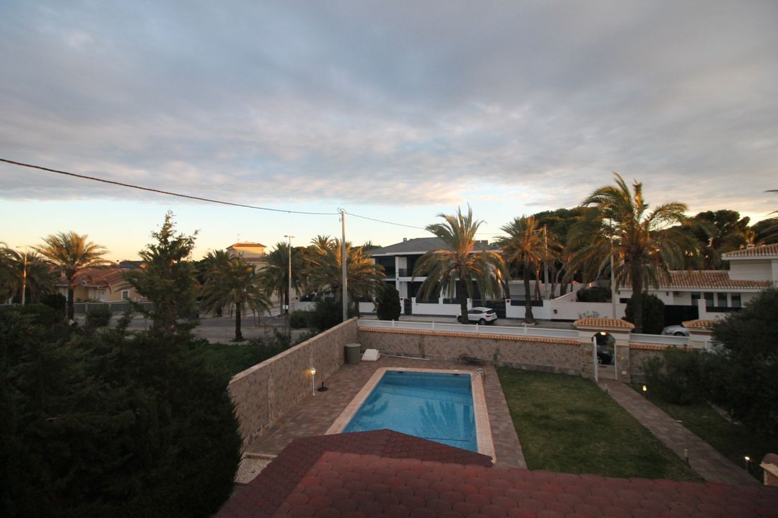 Villa in Cabo Roig, Orihuela, Valencian Community 3 - 17661814