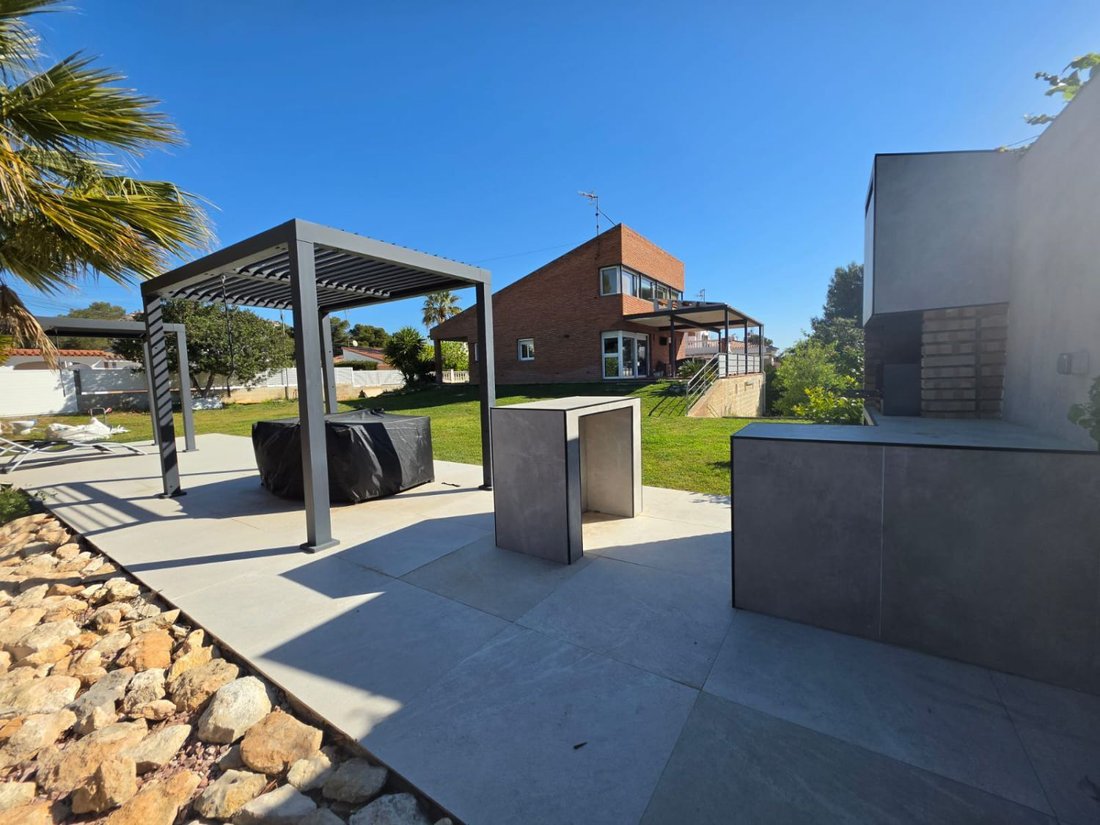 Chalet in Cunit, Catalonia, Spain 1 - 16575192