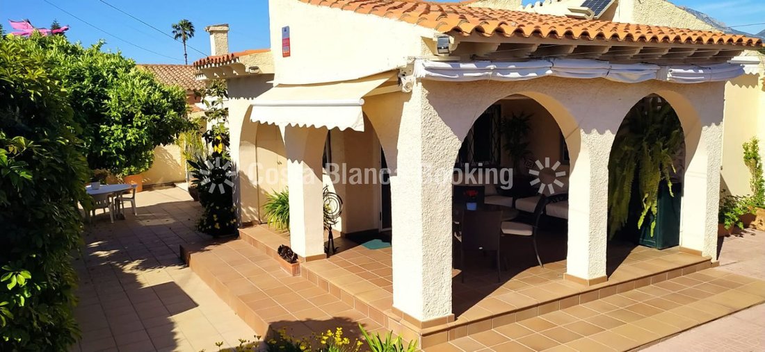 Chalet in l'Alfas del Pi, Valencian Community, Spain 2 - 17517232