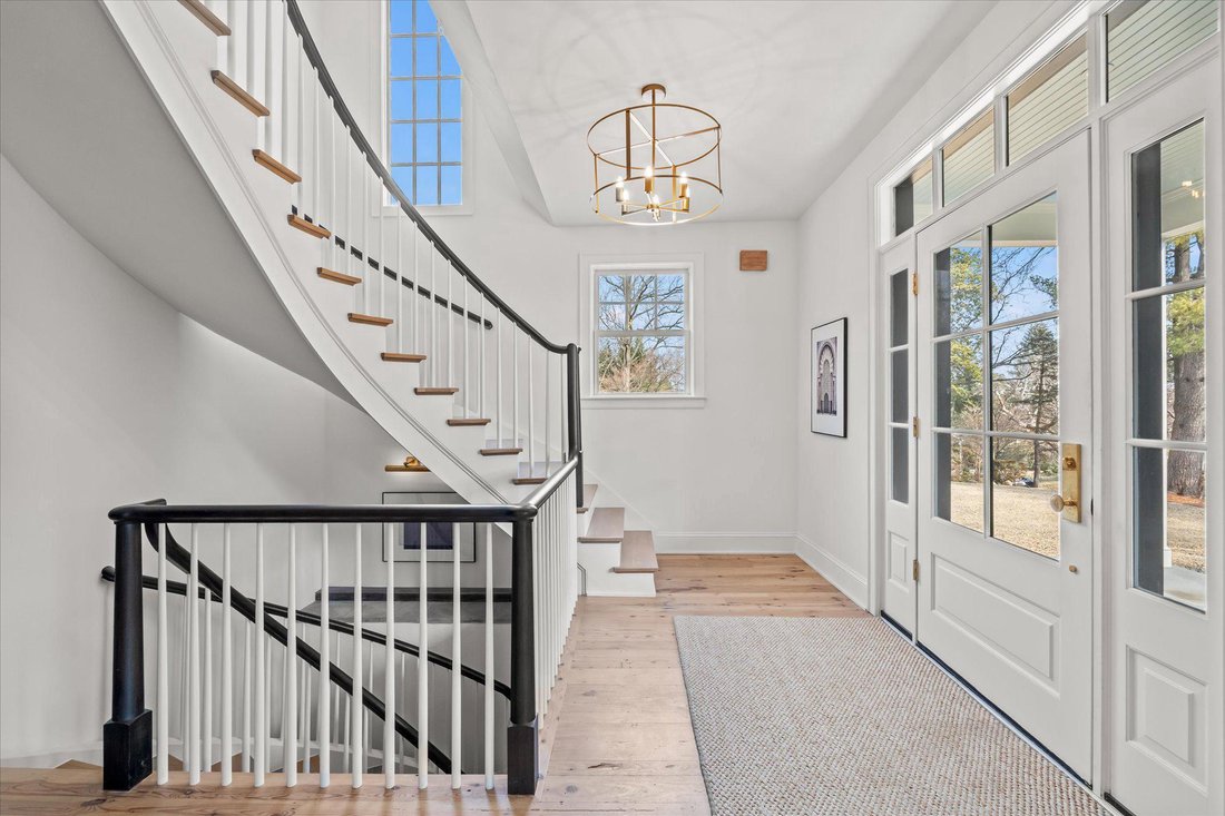 Arlington, Virginia, United States 3 - 17661724