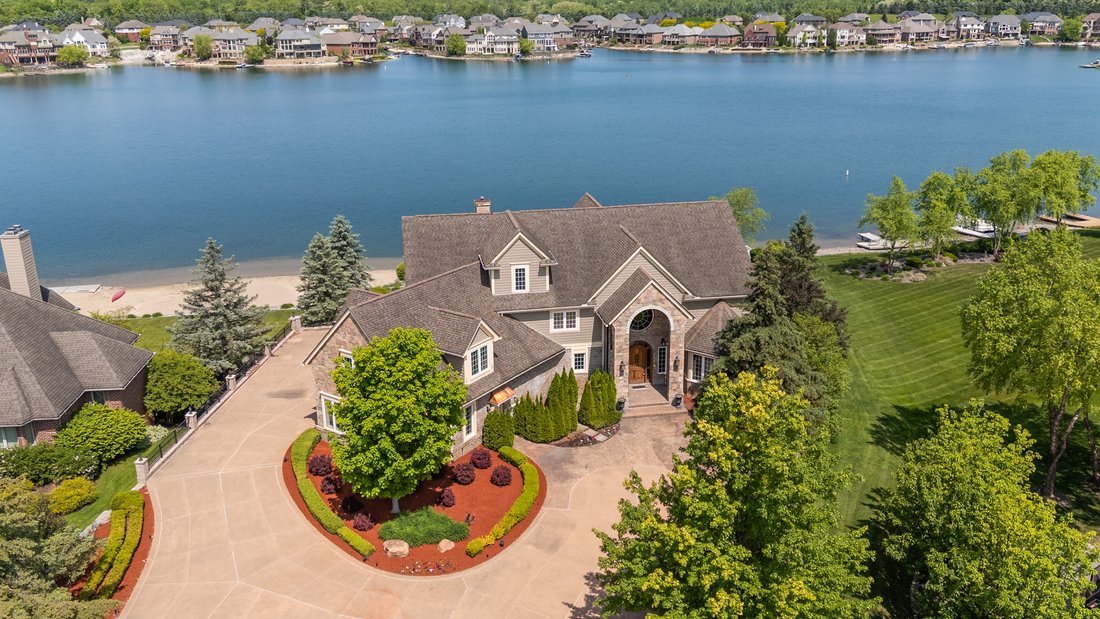 House in South Lyon, Michigan, United States 1 - 17662031