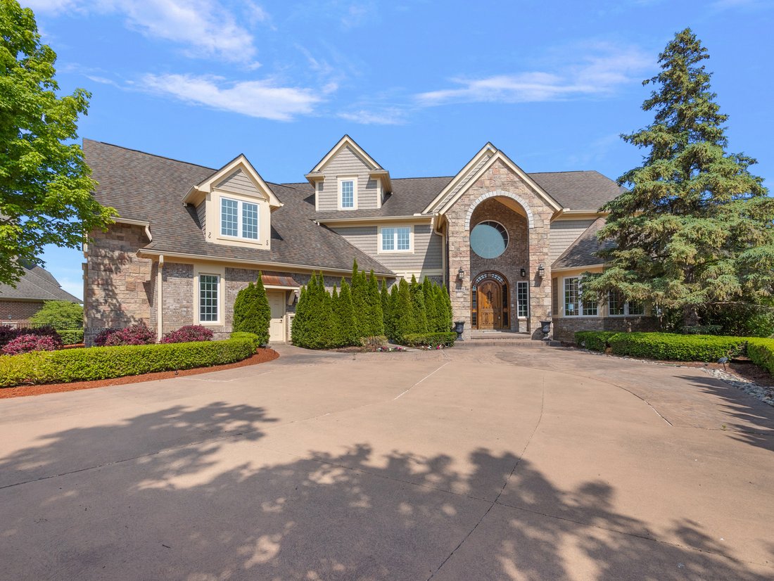House in South Lyon, Michigan, United States 2 - 17662031