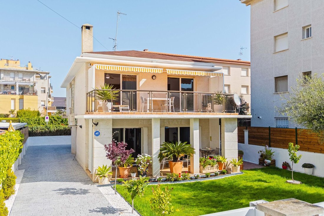 Townhouse in Cunit, Catalonia, Spain 1 - 17662059