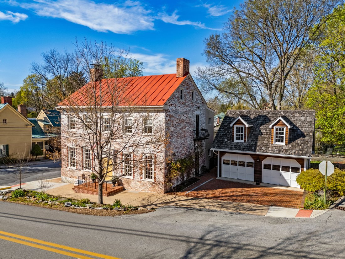 Shepherdstown, West Virginia, United States 1 - 17661901