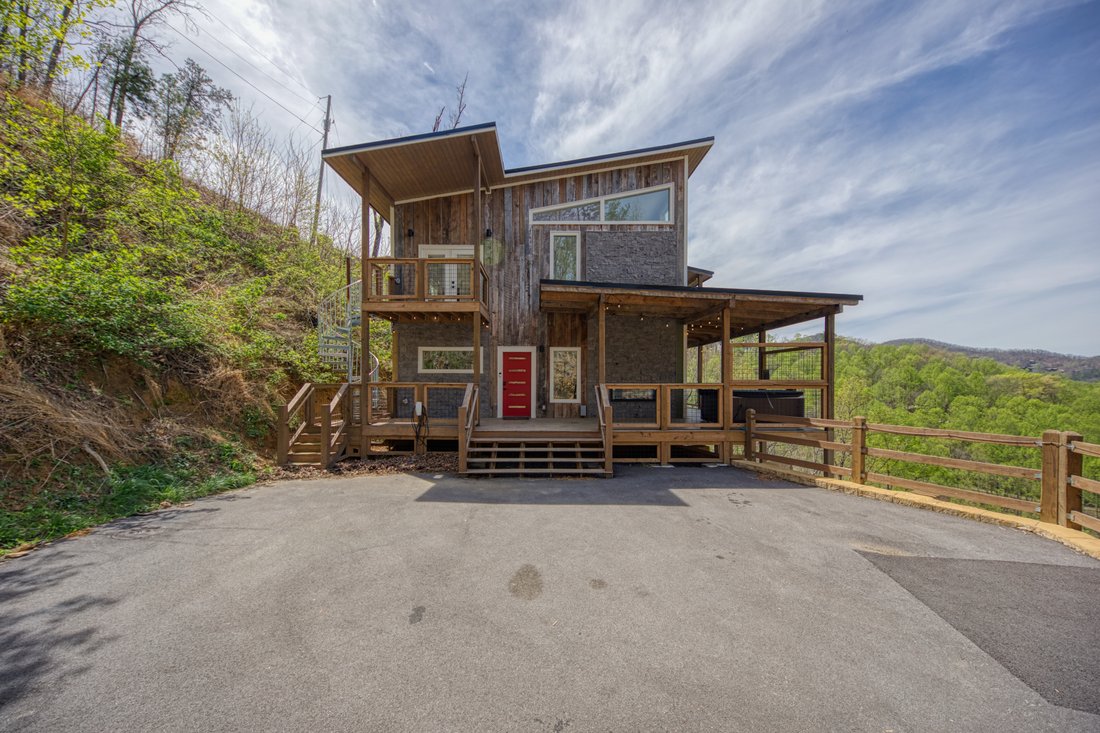 Sevierville, Tennessee, United States 4 - 17661919