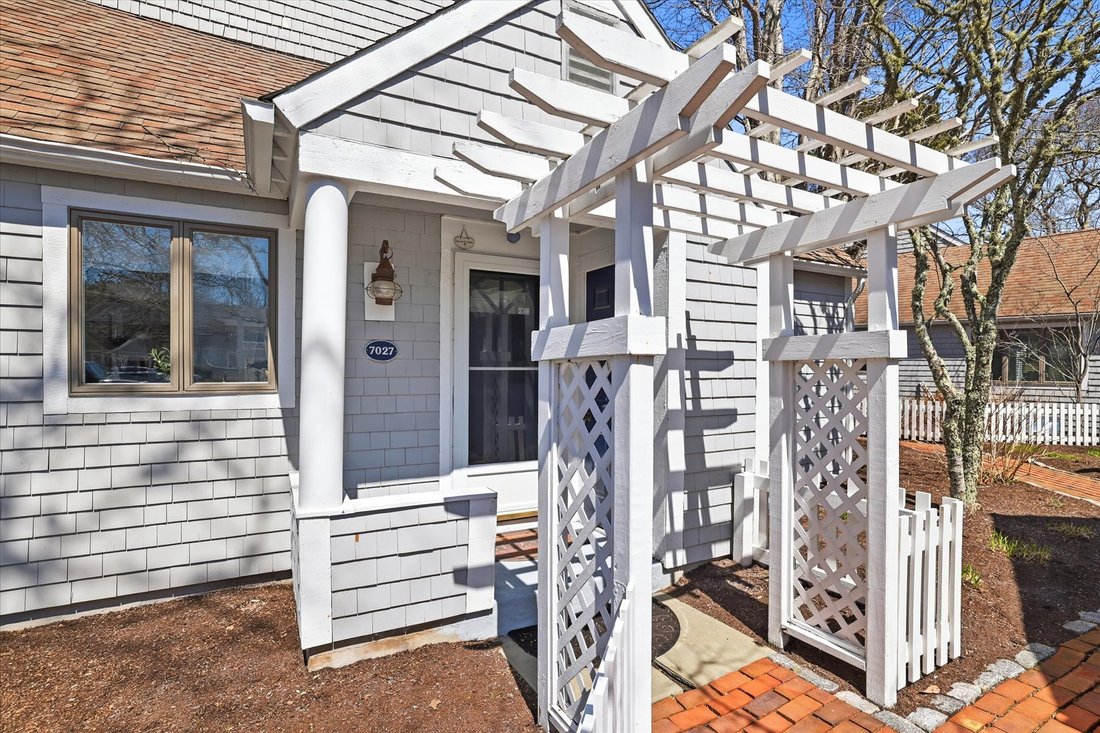 Condo in Mashpee, Massachusetts, United States 2 - 17661909