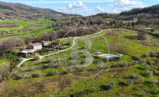 Villa in Casole d'Elsa, Tuscany, Italy 1