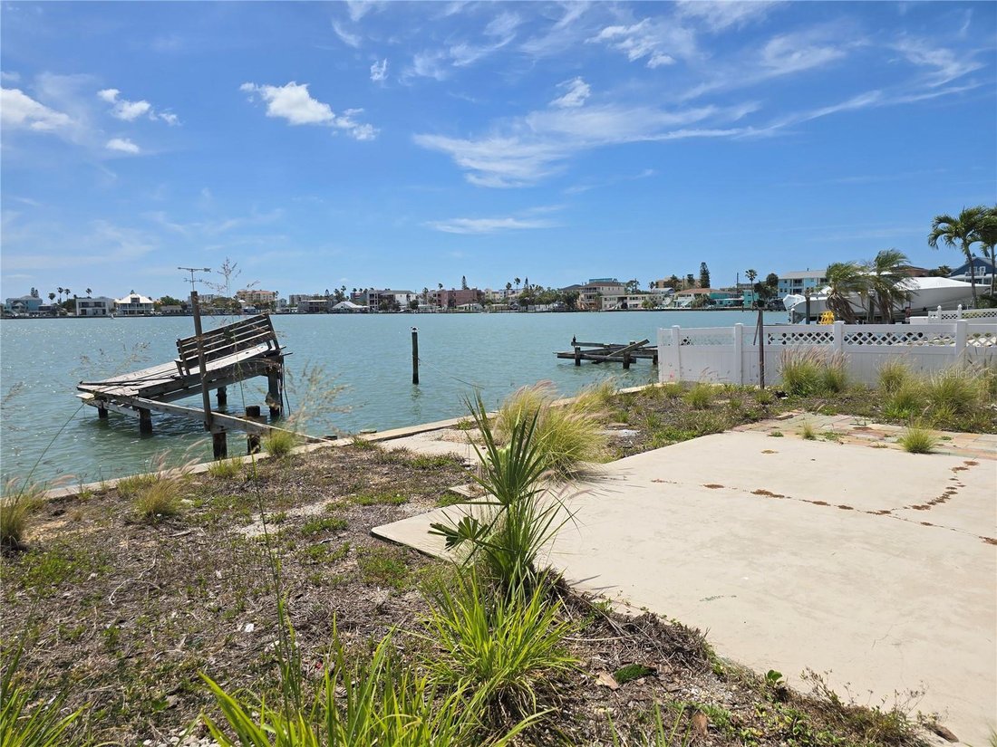 House in Madeira Beach, Florida, United States 4 - 17665568