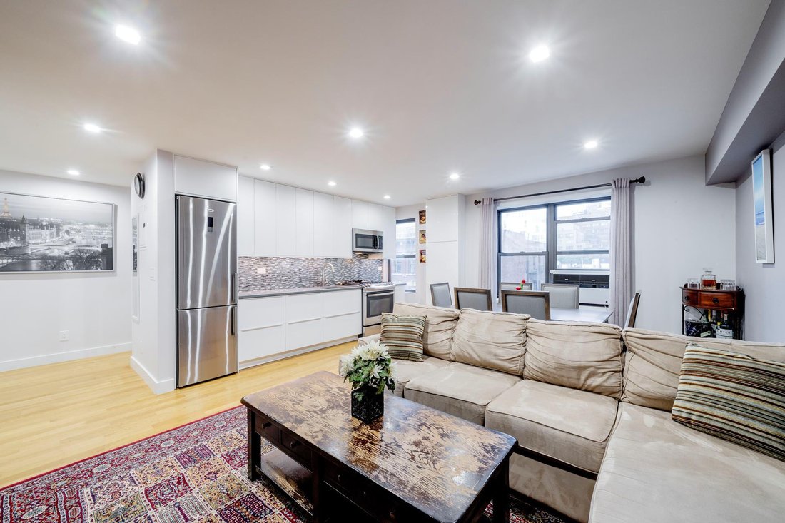 Co Op in New York, New York, United States 2 - 11654702