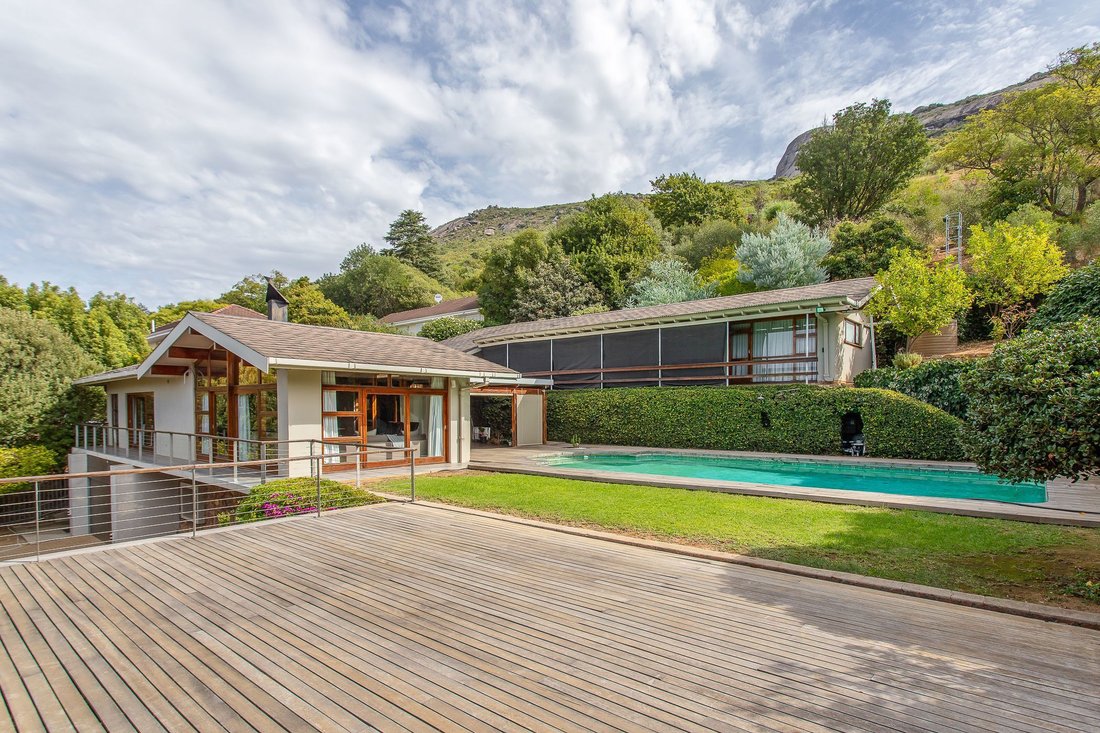 House in Paarl, Western Cape, South Africa 1 - 17665306