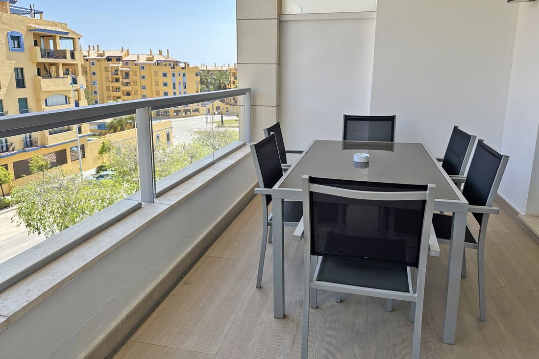Apartment in San Pedro de Alcantara, Andalusia, Spain 4 - 17612879