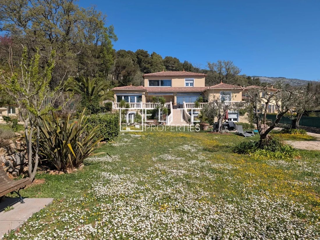 House in Cabris, Provence-Alpes-Côte d'Azur, France 1 - 17369944
