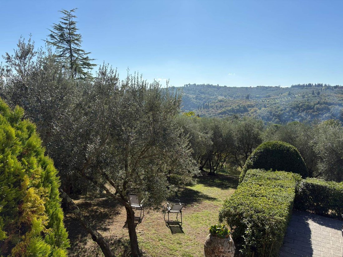 Villa in Two Roads - San Gaggio, Florence, Italy 3 - 17666546