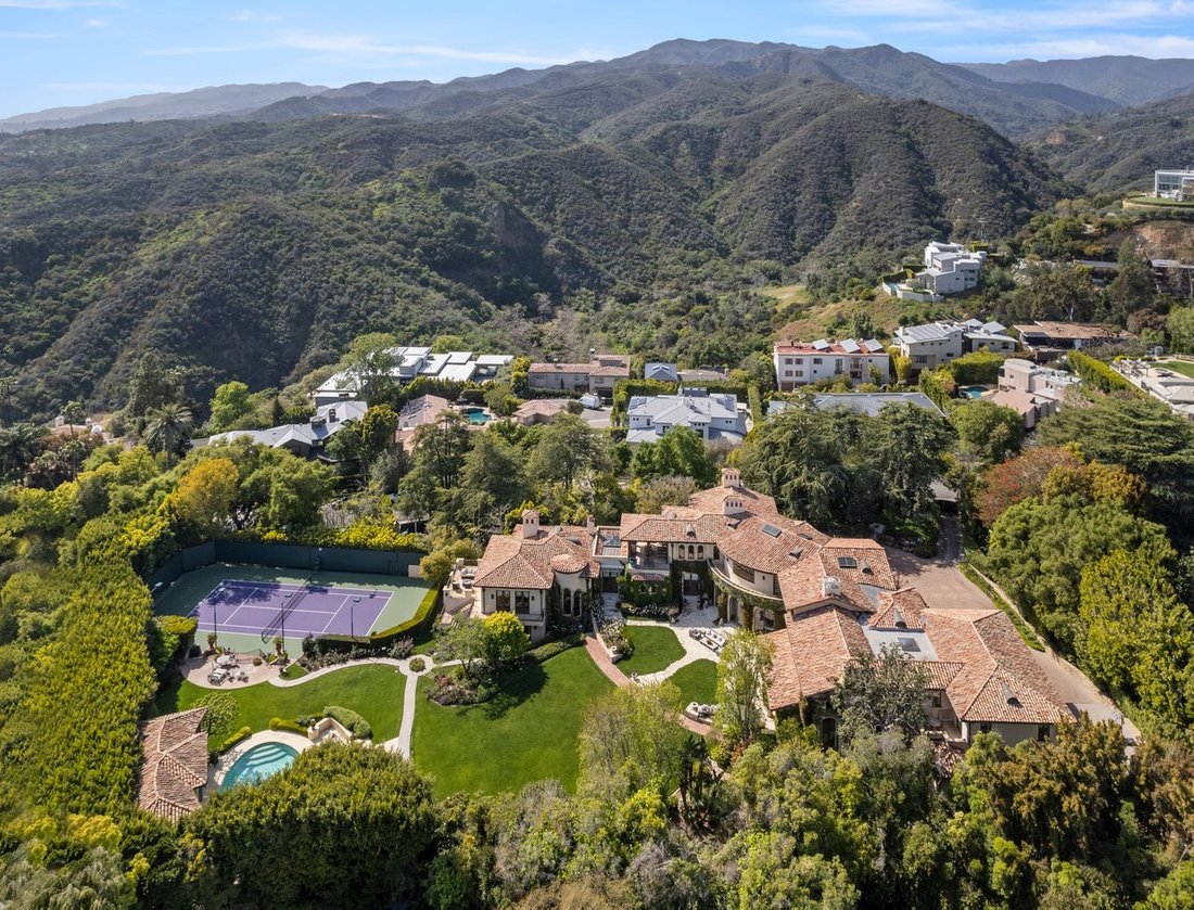 House in Los Angeles, California, United States 1 - 17667139