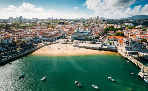 House in Alcabideche, Lisbon, Portugal 1