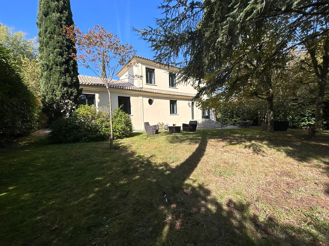 House in Saint-Cloud, Ile-de-France, France 2 - 17666009