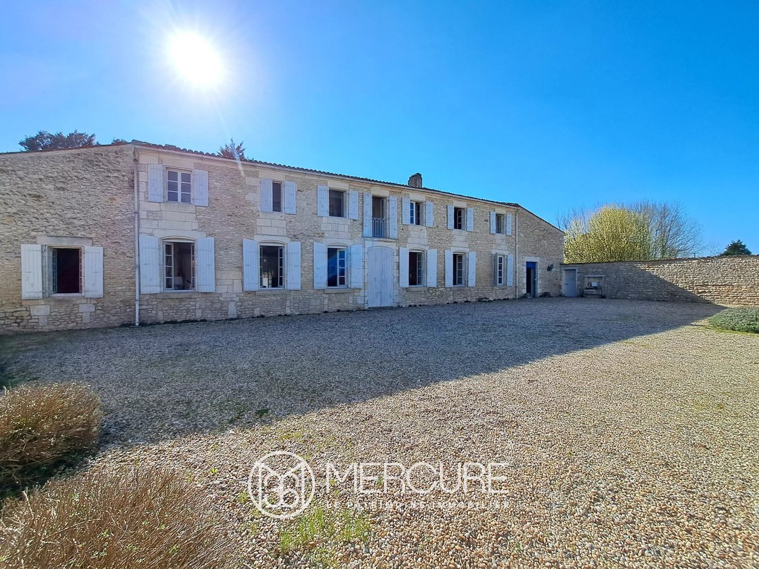 House in Nord Ouest, Saujon, France 4 - 17663300