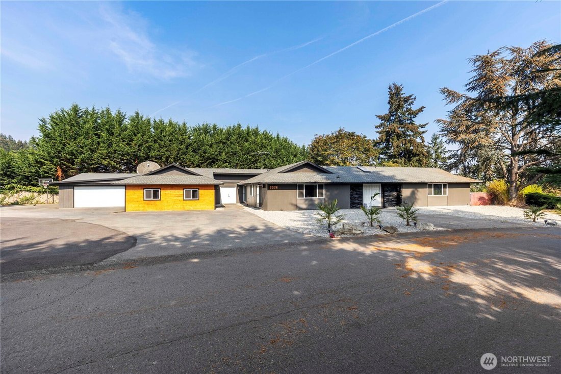 House in Tacoma, Washington, United States 1 - 17666585