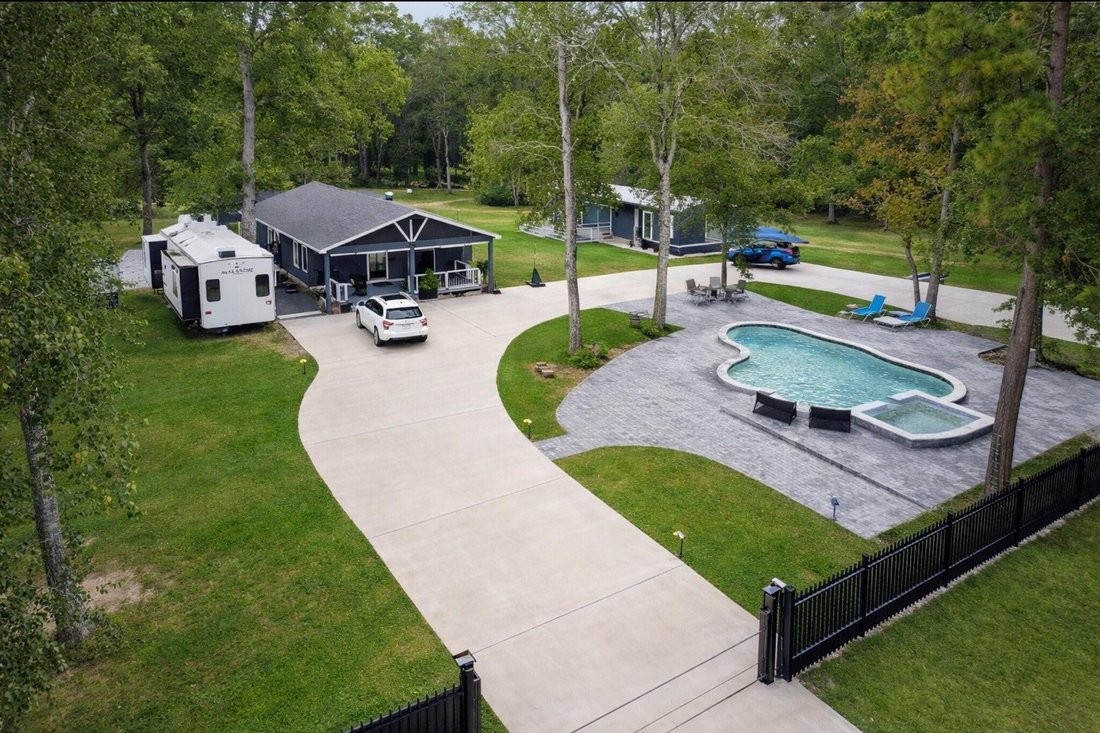 House in New Caney, Texas, United States 1 - 16508344