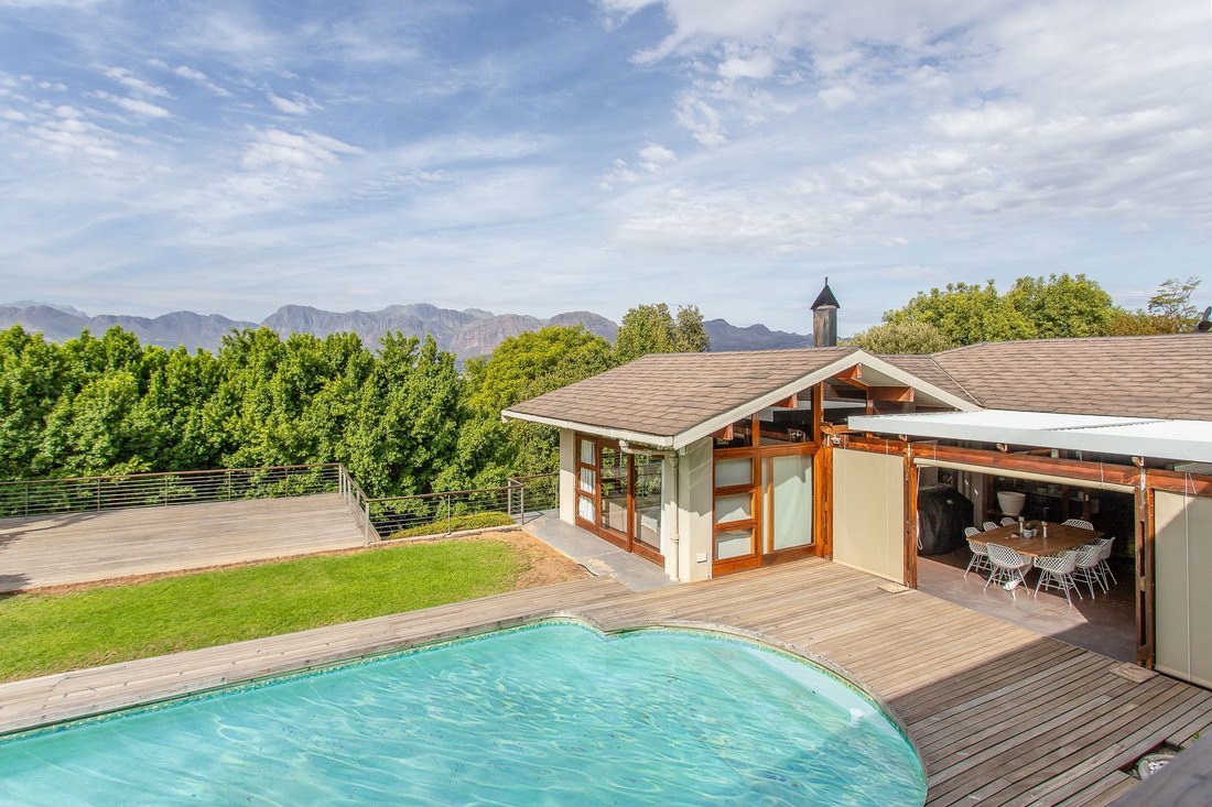 House in Paarl, Western Cape, South Africa 2 - 17665306