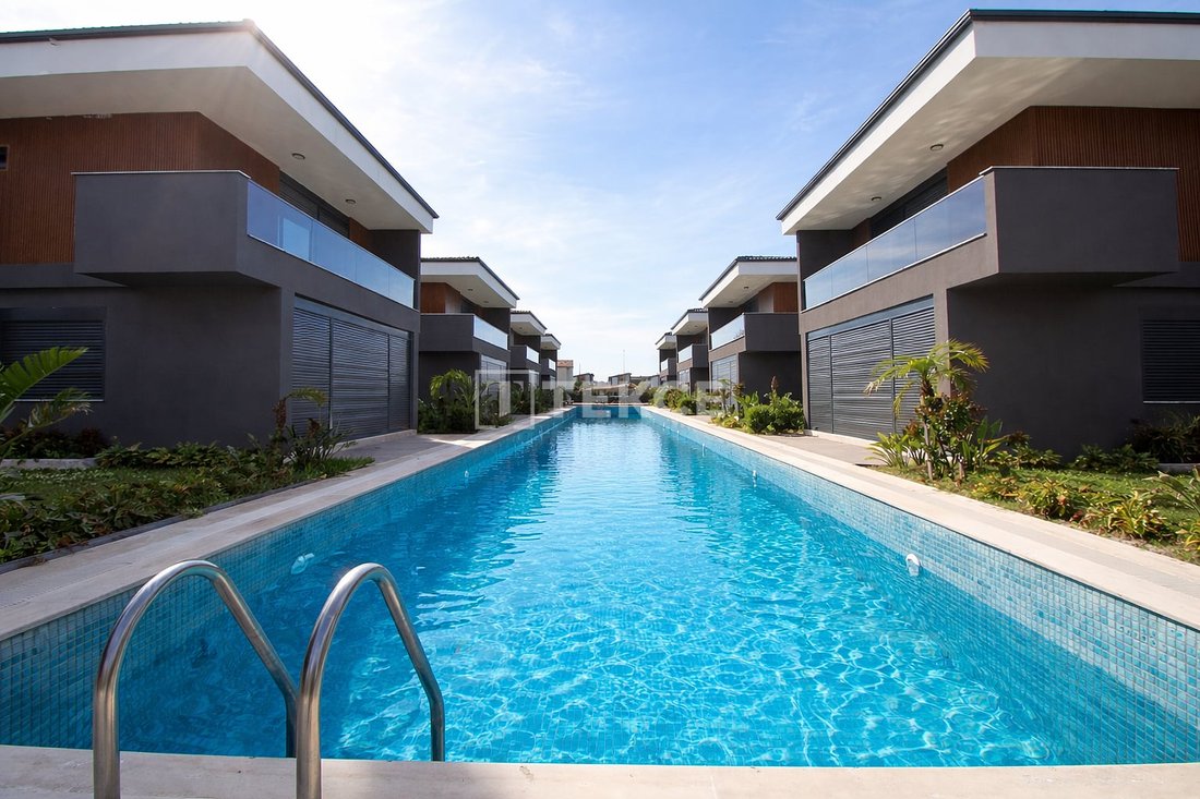 Villa in Manavgat, Antalya, Turkey 1 - 17667083