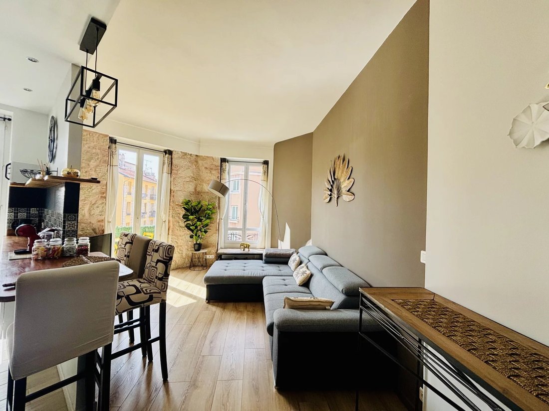 Appartement à Nice, Provence-Alpes-Côte d'Azur, France 1 - 17663889