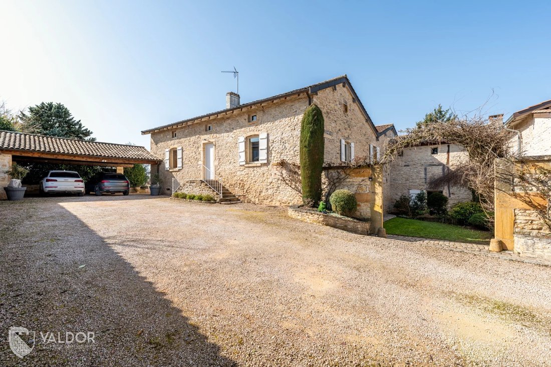 House in Arrondissement of Villefranche-sur-Saône, Auvergne-Rhône-Alpes, France 3 - 17667147