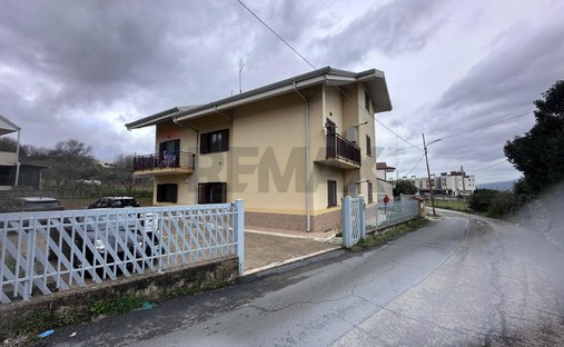 Maison à Rende, Calabre, Italie 1