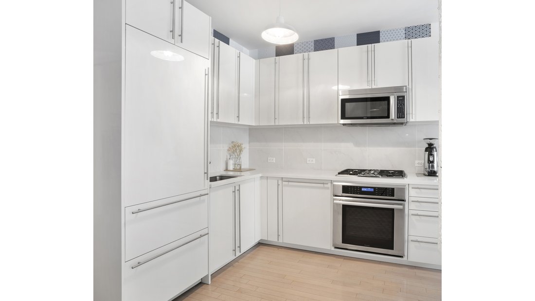 Condo in New York, New York, United States 4 - 17646645