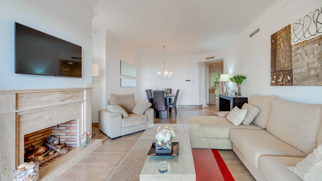 Apartment in Sierra Blanca, Marbella, Spain 4 - 15352219