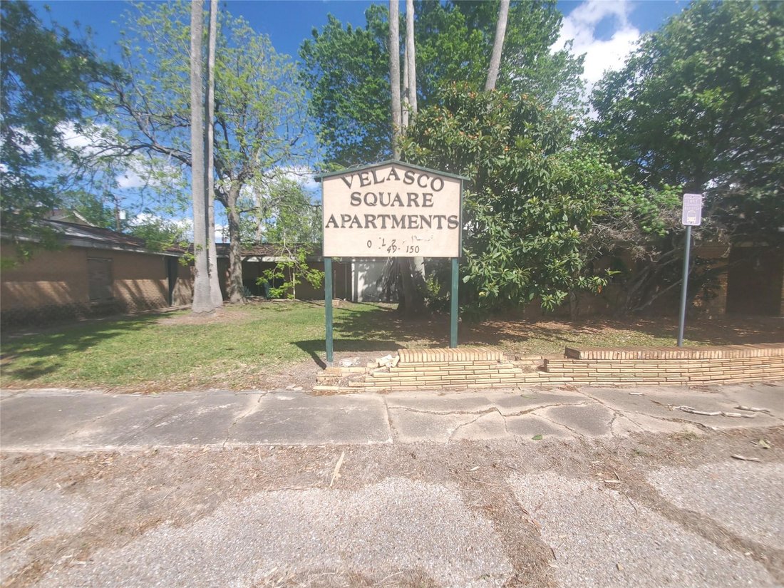 Apartment in Angleton, Texas, United States 2 - 17666006