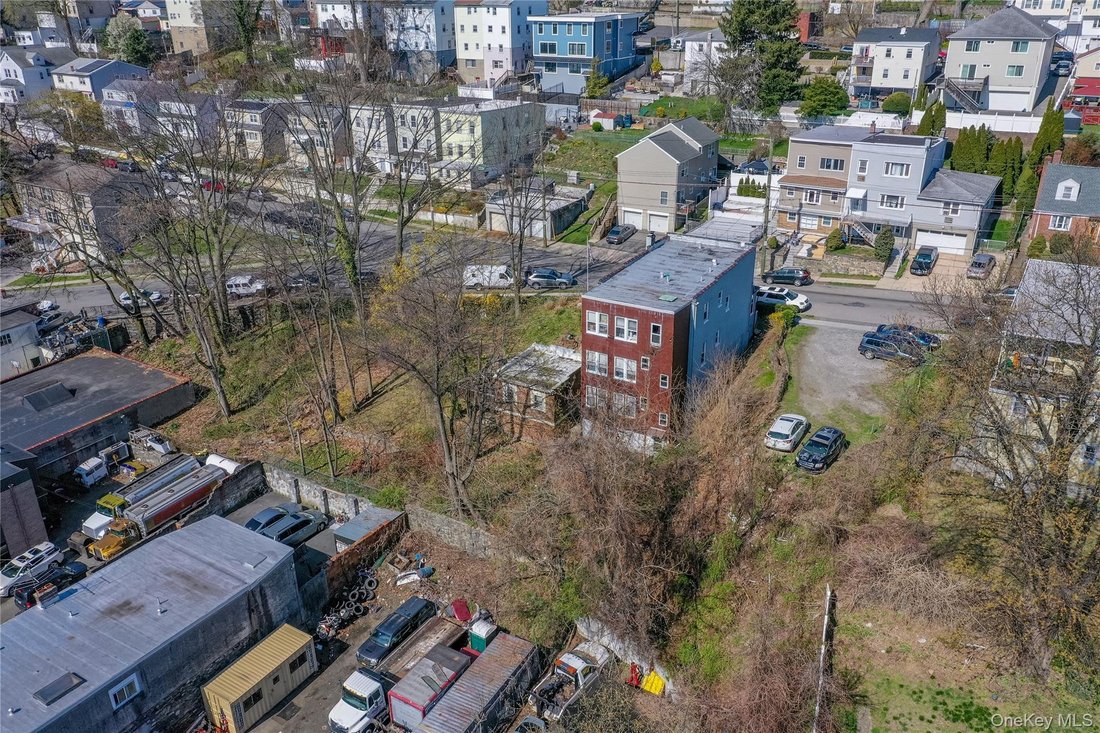 House in Yonkers, New York, United States 5 - 17665461